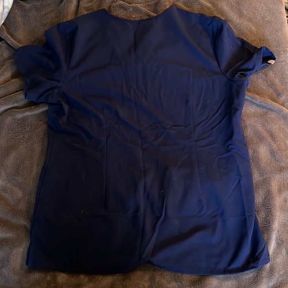 Figs scrub top, navy, size M - Picture 3 of 3